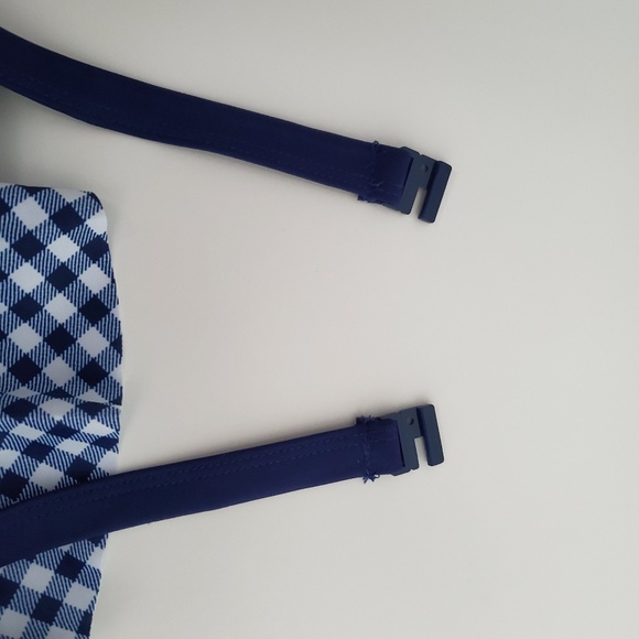 Old navy bathing suit - Picture 5 of 5